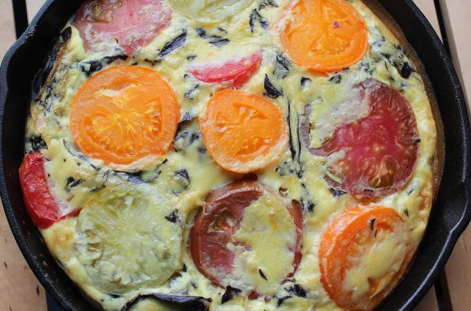 Heirloom Tomato Frittata | Runaway Apricot