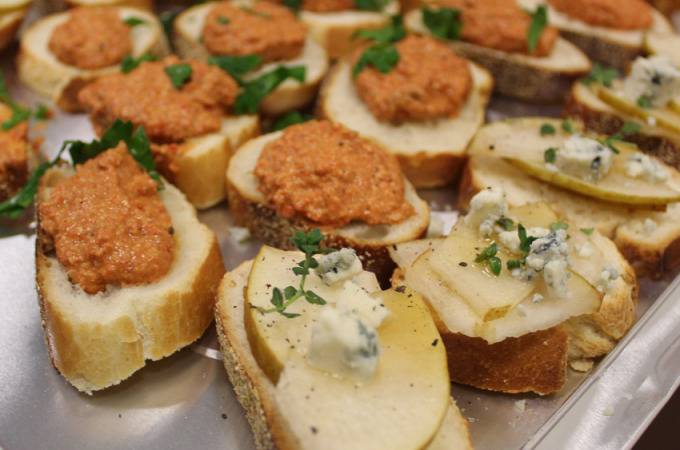 Crostini Two Ways // Runaway Apricot