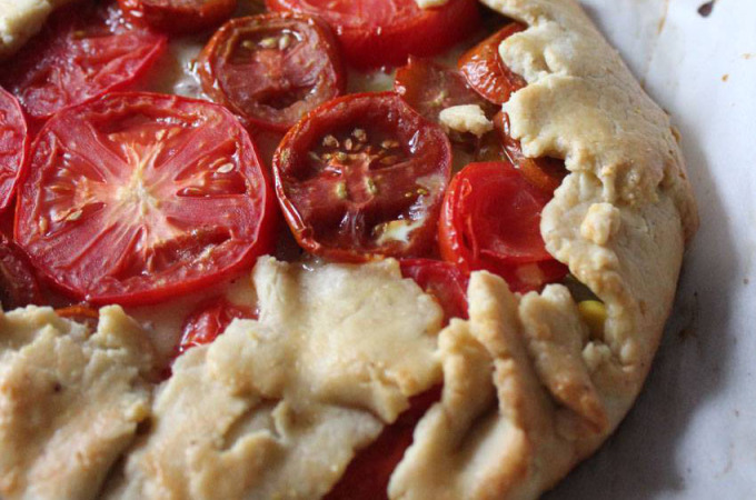 Indigenous Peoples Day - Tomato and Corn Crostata // Runaway Apricot